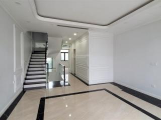 Chủ cần cho thuê nhanh căn liền kề ngọc trai 6 bên vinhomes ocean park 1