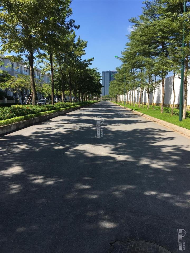Bán biệt thự trên không noble crystal tây hồ, view hồ tây 286m2