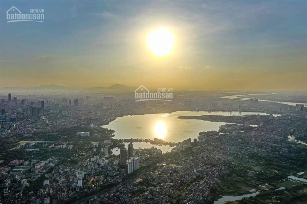 Căn hộ có bể bơi sân vườn xuất hiện tại hà nội, sunshine crystal river, 240m2, view hồ tây sân golf