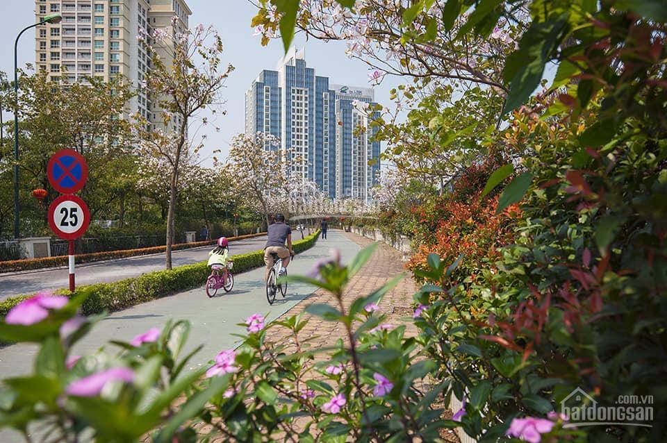 Căn hộ có bể bơi sân vườn xuất hiện tại hà nội, sunshine crystal river, 240m2, view hồ tây sân golf