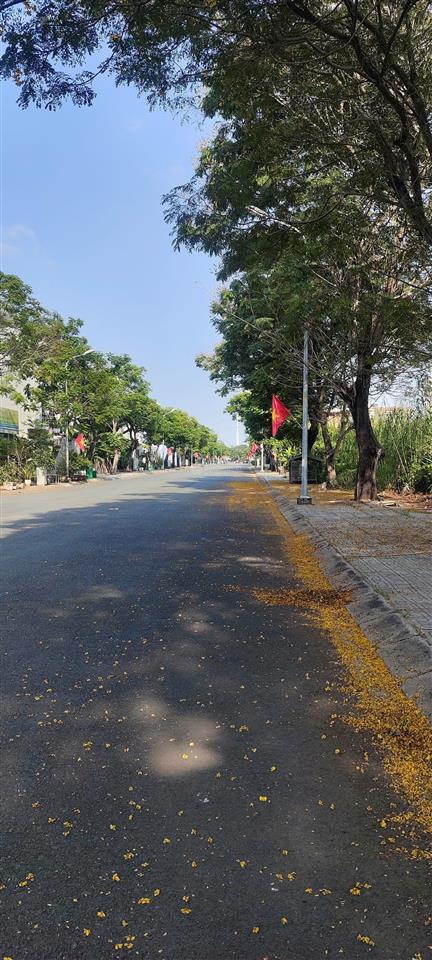 Nền nhà phố kdc hưng phú dt 6x22 đường rộng 15m, giá 81tr/m2, p. phước long, tp hcm