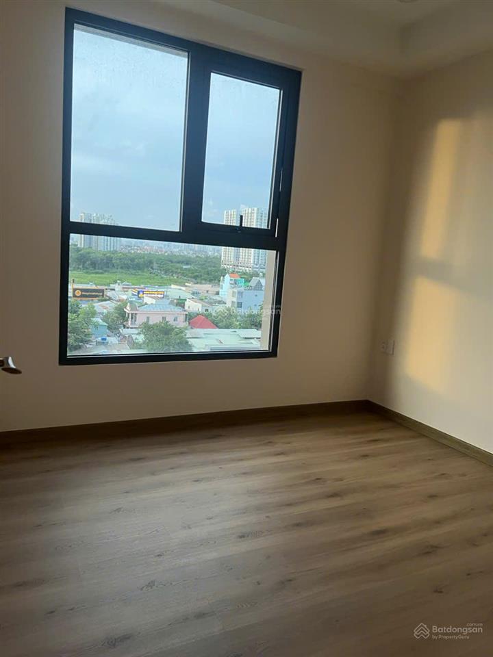 Bán ch viva plaza, nhà mới 100%. dt 72m2, 2pn, 2wc giá 3.7 tỷ. hà 0917 987 ***