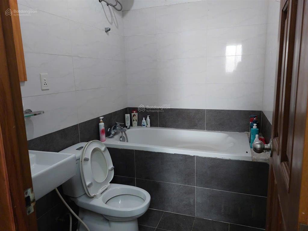 Bán ch belleza, 88m2, 2pn, 2wc, sổ hồng, nhà có nội thất giá 3.95 tỷ. hà 0917 987 ***