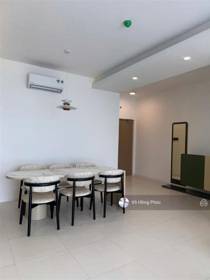 Cho thuê căn hộ 3 pn 137 m2 full nội thất giá 27 triệu/tháng, không cho nuôi thú cưng