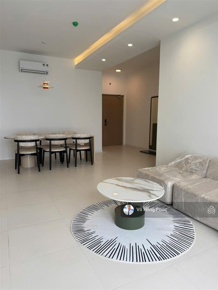 Cho thuê căn hộ 3 pn 137 m2 full nội thất giá 27 triệu/tháng, không cho nuôi thú cưng