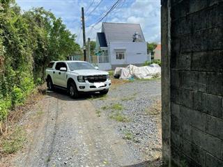 NGỘP!! 700m2 (11x68) vườn có 300m2 thổ cư, cách ngã 5 Tân Bửu 400m, Bến Lức, Long An