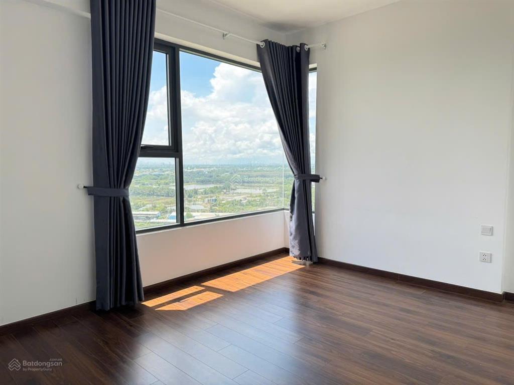 Cần bán căn hộ 71m2 mp9mpx full nt giá 4,1 tỷ view quận 1 thoáng mát. linh 0933 868 ***