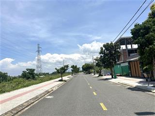 Bán đất biệt thự hoà xuân  rẻ nhất thị trường  mặt tiền nguyễn đình thi view sông!! giá 50tr/m2