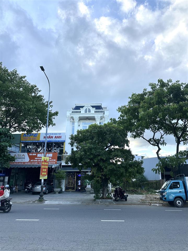 Cần bán lô đất mặt tiền nguyễn sinh sắc! ngay sát ubnd q. liên chiểu. cách biển 200m. giá đầu tư