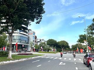 Bán cặp đất mt đường 30 tháng 4  vị trí đắc địa, kinh doanh. dt 286m2  ngang 10m. giá 45 tỷ