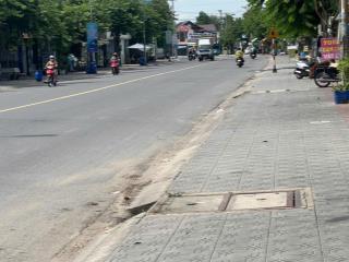 BÁN GẤP NHÀ 125M2 NGAY CHỢ-ĐƯỜNG NHỰA 5M-SỔ HỒNG RIÊNG.