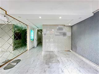 Mặt tiền trần thị nghỉ nhà rộng rãi, tiện mở spa, văn phòng, showroom