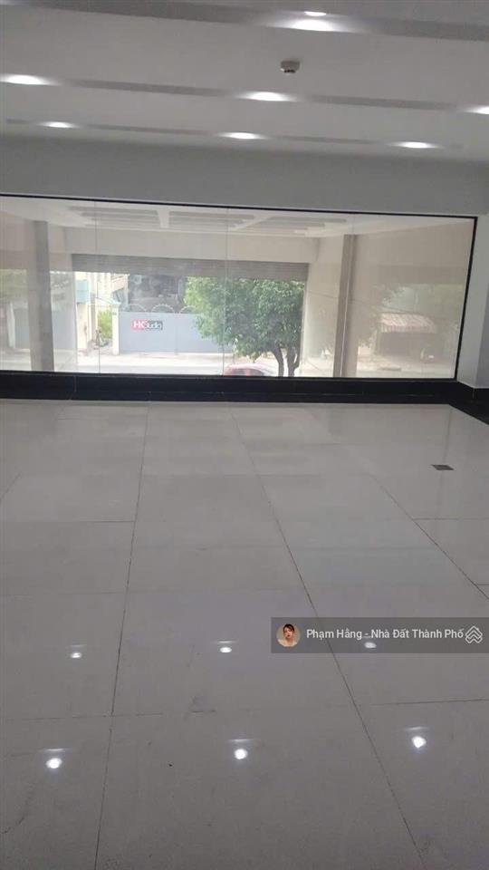 Cho thuê toà nhà văn phòng 222m2/sàn x 7 tầng + hầm