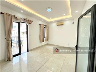 Cho thuê văn phòng cityland nguyên lầu 2p có thang máy 89tr