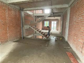 Bán gấp nhà thô kdc 6b intresco trong tuần . dt 100m2, 3 lầu sổ hồng giá chỉ 9.8tỷ  0906 331 ***