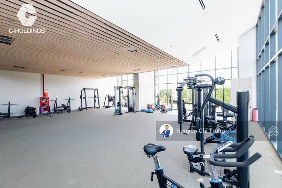 Kẹt vốn kinh doanh, cần bán căn hộ full nội thất, tầng đẹp, view đẹp 2,3 tỷ