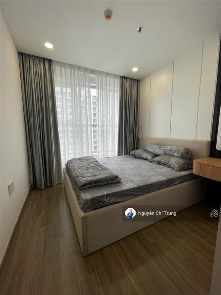 Bán gấp căn hộ happy one central 2pn2wc 70m2, sẵn hđ thuê 11 triệu/tháng, full nội thất