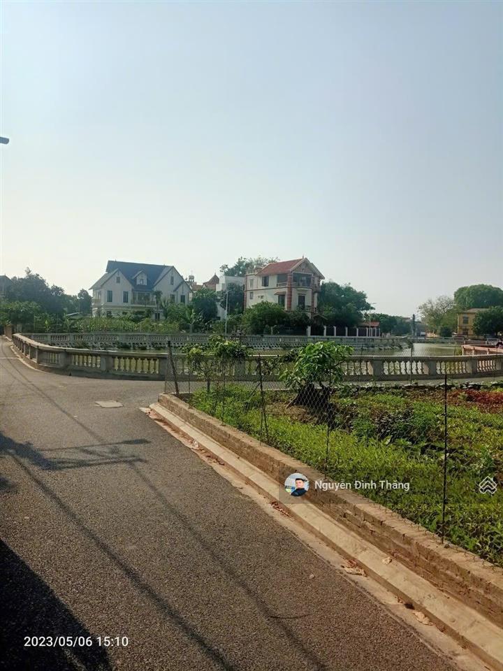 Bán 150m2 xóm 6 đông dư gia lâm , ô tô thông gần hồ điều hoà siêu đẹp