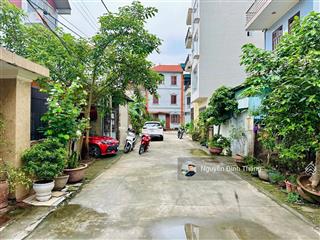 Bán 115m2 đất thôn vàng cổ bi , gia lâm , đường ô tô tránh . mt  6x 19m , siêu đẹp giá bán 12.4 tỷ