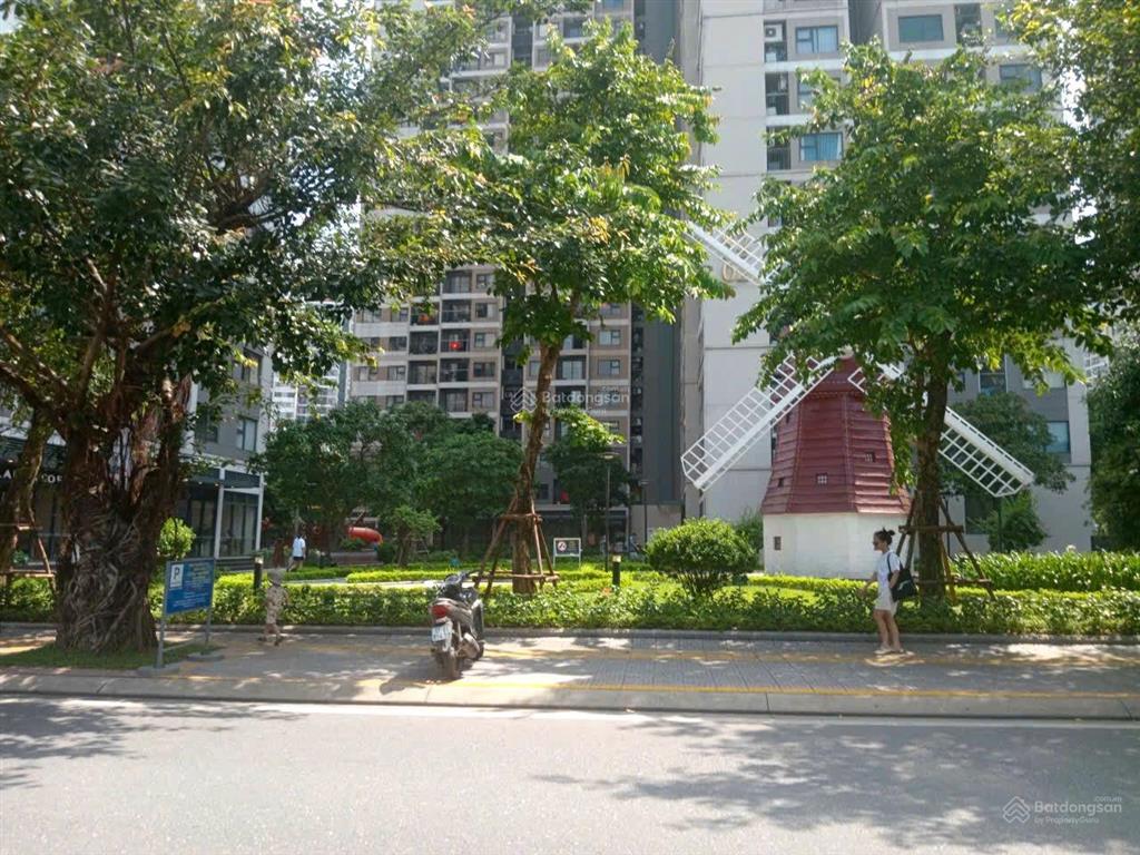 Bán căn chân đế s202 vinhomes ocean park gia lâm , diện tích 43m2 có dòng tiền cho thuê