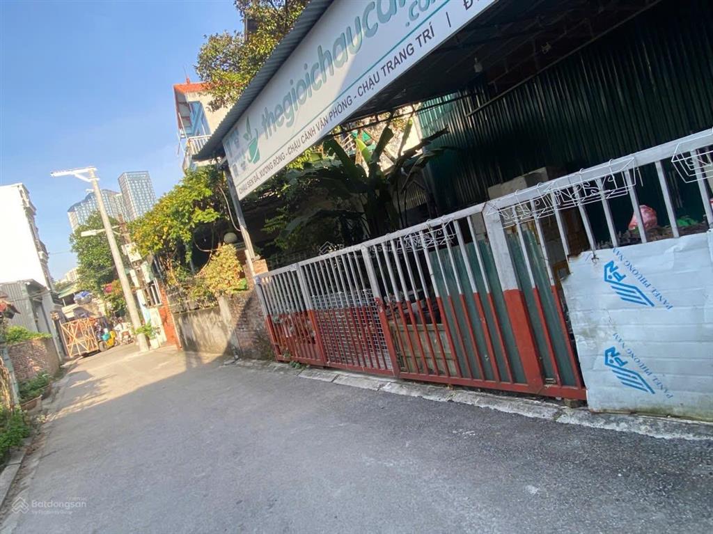 Bán 100m2 đất thổ cư kiêu kỵ gia lâm . mt 8.15m hậu 8.17m lên phường chia được 2 lô 50m
