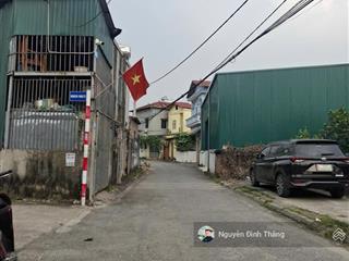 Bán 64m2 đất đông dư , gia lâm ( đất trong đê ) xóm 4 gần trường học , ô tô đỗ cửa