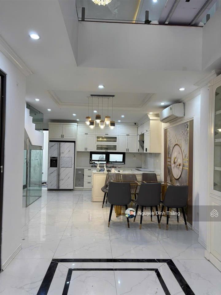 Bán shophouse hải phát trâu quỳ, gia lâm đã hoàn thiện chỉ việc về ở, giá siêu tốt