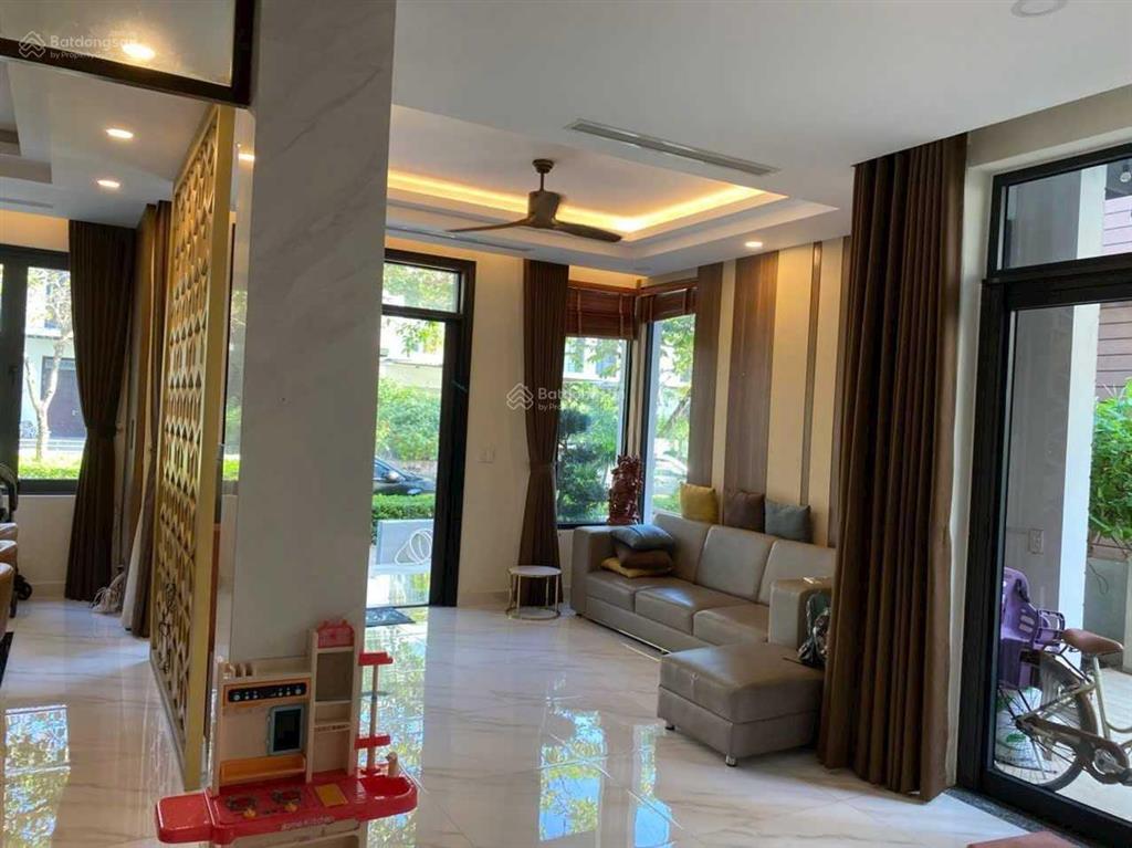 Cho thuê biệt thự kdc lucasta cao cấp full nội thất để ở thiết kế 4 phòng ngủ nội thất mới 100%