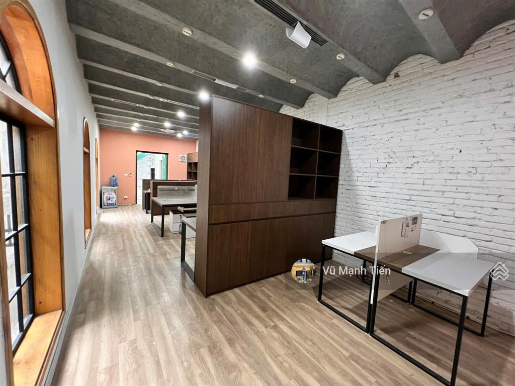 Nhà cổ mặt phố phùng khắc khoan 60 m2 mặt tiền 4.5m, giá 11 triệu/tháng.  0986 226 ***