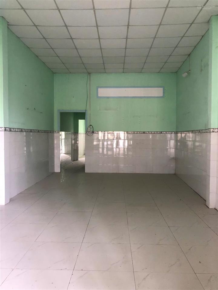 Nhà mặt tiền đường đức hòa thượng, huyện đức hòa, long an. cách vòng xoay đt824, 823d chỉ 1.5km
