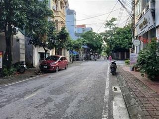 Bán đất mặt đường lưu phái, ngũ hiệp. ô tô tránh nhau, kinh doanh. lô góc 50m2, mặt tiền 5m