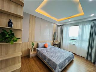 Bán căn hộ riviera point ,tân phú, quận 7, dt 99,5m22pn2wc, sổ hồng, full nội thất. giá 7,7 tỷ