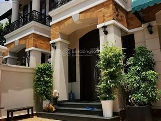 Bán biệt thự đẹp đường 20  đường đi ra bến du thuyền trần não. 188m2 giá 62 tỷ. 0974 938 ***