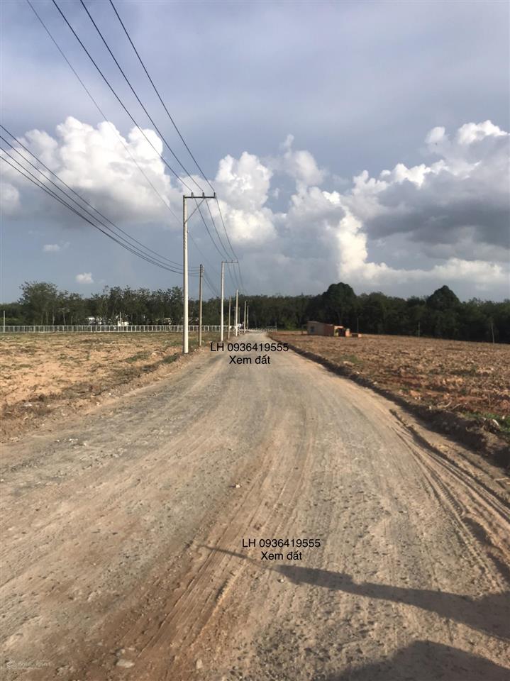 4,6ha view hồ dầu tiếng xã minh thạnh tp hồ chí, 100m2 thổ cư. 22 tỷ