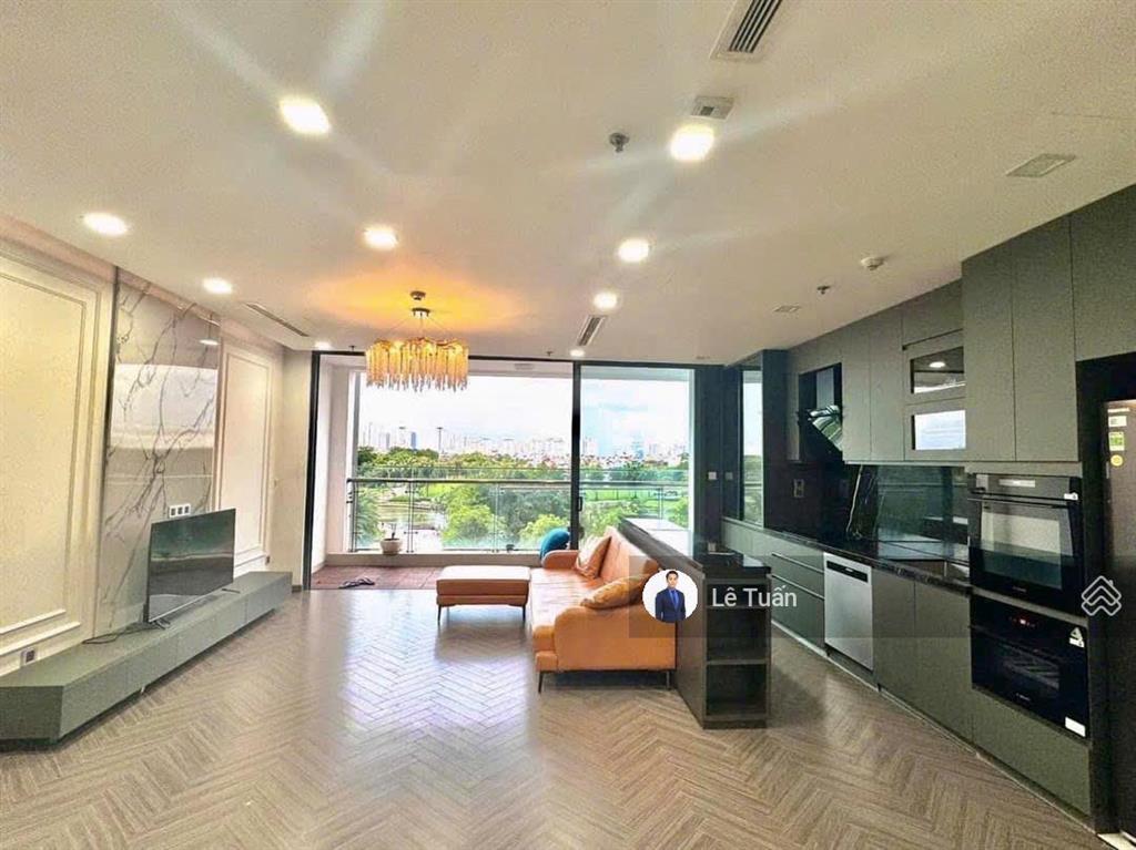 Cần bán gấp căn hộ cao cấp 4pn 3wc, sở hữu vĩnh viễn, 159m2, vinhomes central park, view đẹp
