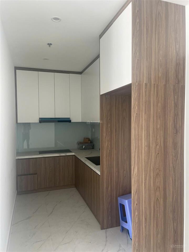 Bán căn 2pn the beverly  vinhomes q9, giá 4.8 tỷ, dt 79m2, view thoáng mát, nhà mới cđt, vô ở ngay