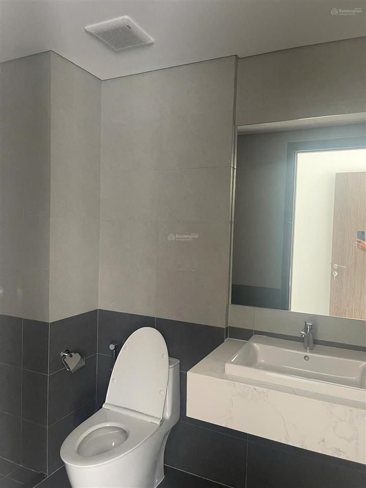Bán căn 2pn the beverly  vinhomes q9, giá 4.8 tỷ, dt 79m2, view thoáng mát, nhà mới cđt, vô ở ngay