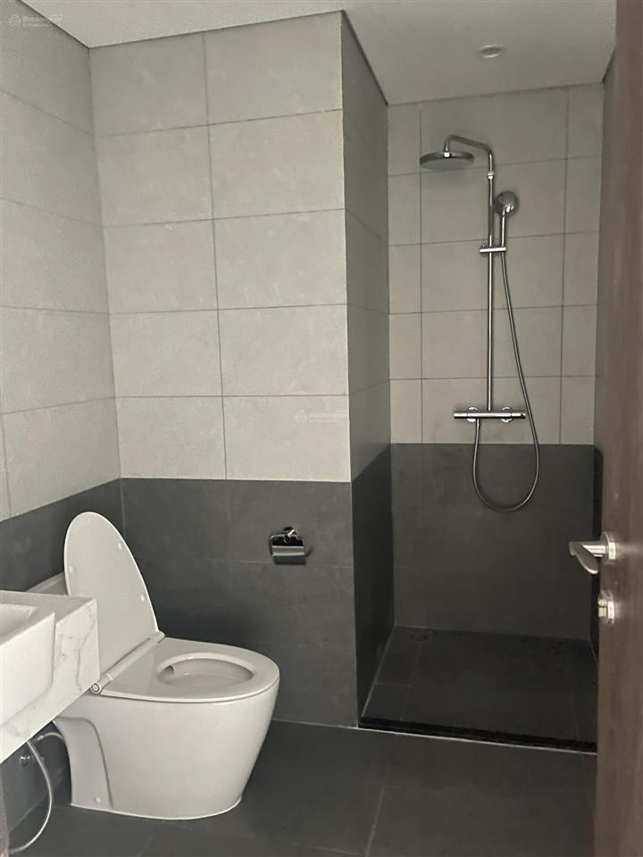 Bán nhanh căn 1pn +, dt54m2 giá 3.4tỷ the beverly  vinhomes q9, view hướng mát nhà mới vô ở ngay