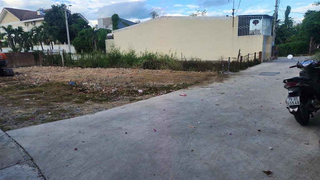 Đất phú trung, vĩnh thạnh đường ô tô tải thông 4 phía, cách chợ và trường học chỉ 700m, sẵn sổ hồng