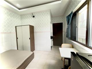 Chính chủ cho thuê phòng studio full nội thất  đường lê quang định  đối diện chợ bà chiểu.