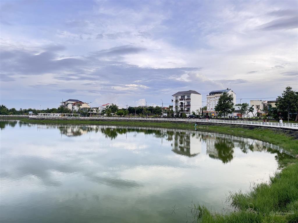 Bán lô góc 2 mặt tiền trực diện hồ sinh thái kđt trảng kèo, giá 59 triệu/ m2