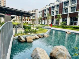 Khu nhà phố compound tại dự án celadon city, số lượng chỉ 98 căn được bao trọn bởi 16ha cv cây xanh