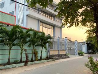 Bán lô đất thổ cư (11,5x22m) đường 668 trục quốc lộ 13 thông qua chợ hiệp bình thủ đức