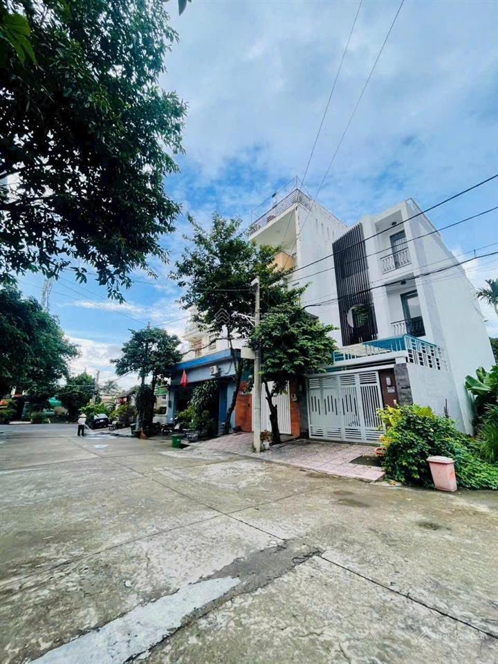 Bán lô đất biệt thự sau gigamall phạm văn đồng (11x18) shr khu dân cư hiện hữu