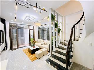 Cần bán tòa nhà căn hộ dịch vụ trần thái tông diện tích 450m2 6 tầng 1 tum xem nhà0947 508 ***