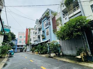 Bán chdv hxh 6m dương quảng hàm, p6, gv. 4.4m x 14m. 3 lầu + st. 7 phòng. 35tr/th. giá 9.7 tỷ tl