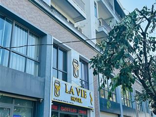 Bán nhà 6 tầng đang kinh doanh, mặt đường lý nam đế, thuộc kđt tms phúc yên, tỉnh vĩnh phúc, 40tr/m