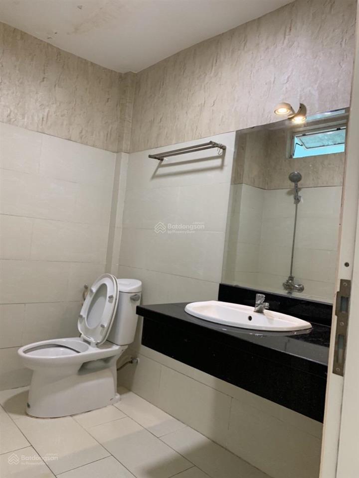  giảm sốc mặt tiền đường bạch vân, q5, 4mx 20m, trệt 6 lầu, giá 31 tỷ còn 25 tỷ thương lượng