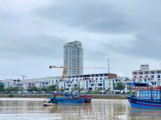 Bán căn biệt thự góc 2 mặt tiền view sông cái nha trang đường xóm cồn giá 47tỷ tiền đất và nhà thô
