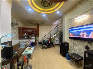 Bán nhà hẻm bà hom, 35m2, 1 lầu, 2 phòng ngủ, giá chỉ 3.5 tỷ